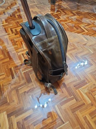 Maleta Cuero Marrón Asa Trolley