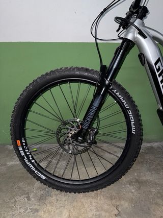 bicicleta eléctrica Ghost 160 Hybride ASX