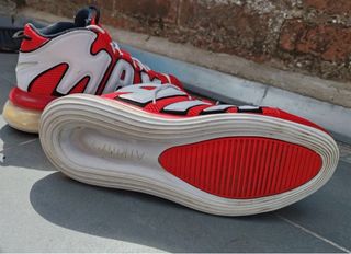 Zapatillas Nike Air Max rojas y blancas