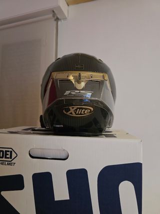 2 Cascos: Por 850€  1 Shoei Edición Limitada Thai