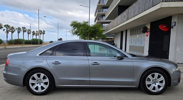Audi A8 4.2TDI 350CV 2012  NACIONAL  "ÚNICO DUEÑO"