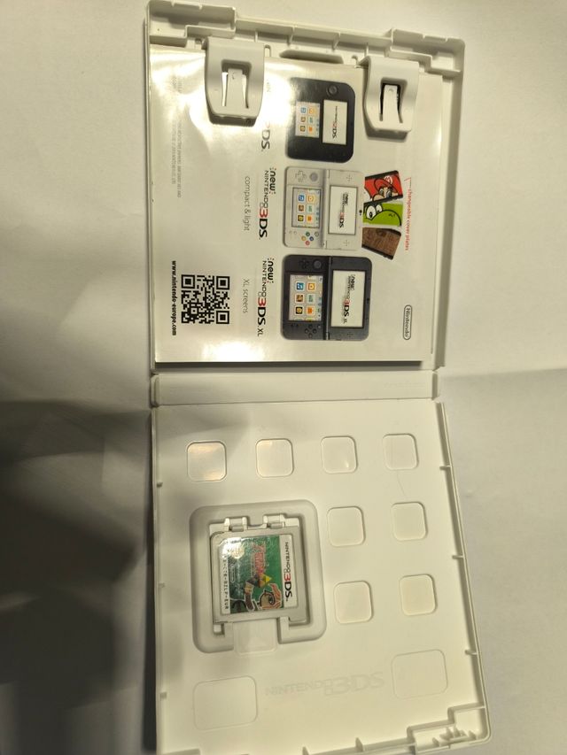 Zelda Link Between Worlds - 3DS