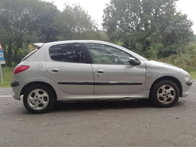 Peugeot 206 2004