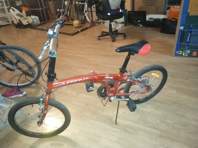 Bicicleta plegable boomerang.