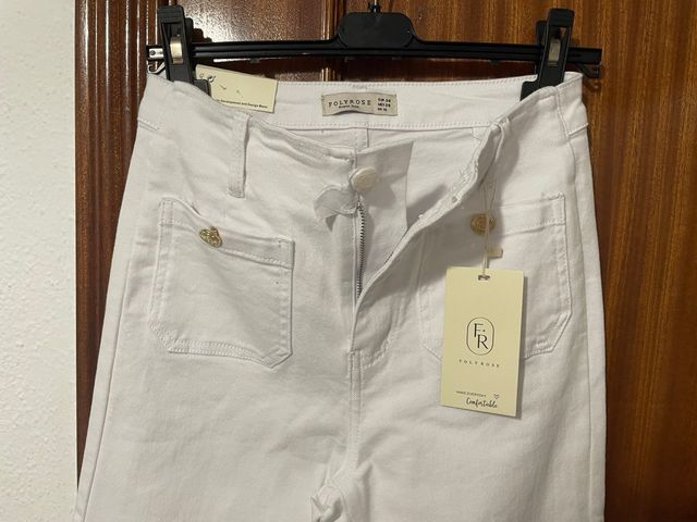 Vaqueros Shein blancos campana talla M