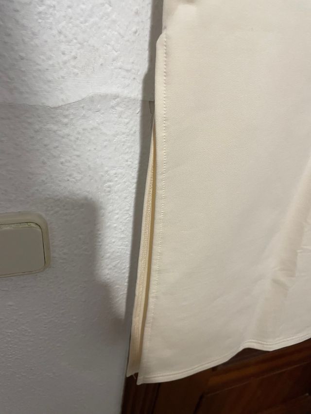 Falda larga beige elástica