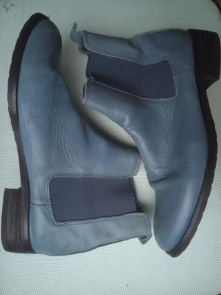 Botines cuero azul -talla 38