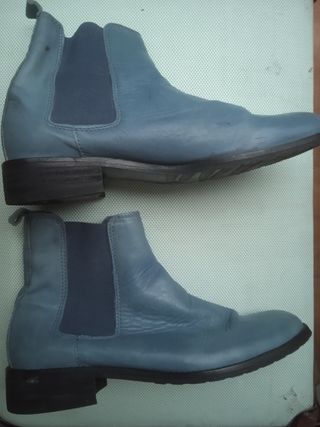 Botines cuero azul -talla 38