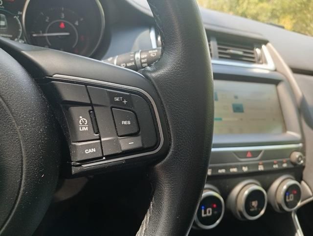 Jaguar E-PACE 2.0D 4WD Auto 110 kW (150 CV)