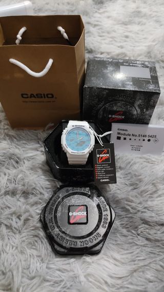 Reloj Casio G-Shock.