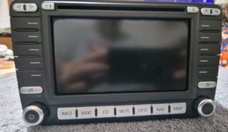 Radio navegador VW Golf V GTI 5p