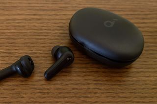 Soundcore Auriculares inalámbricos negros