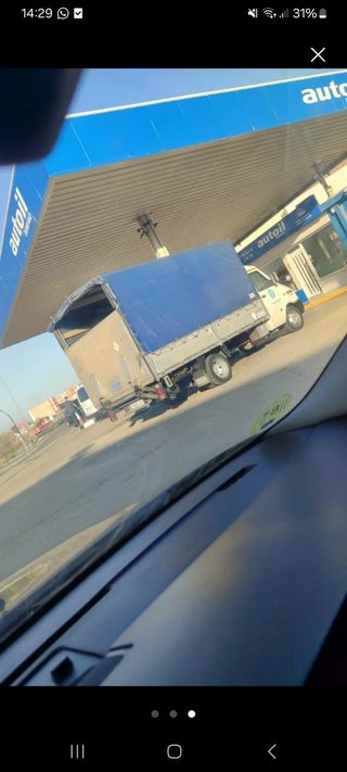 PORTES!!! ECONÓMICOS CAMION CON RAMPA ELEVADORA