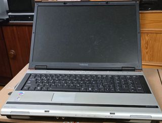 Portátil Toshiba Satellite M60-168