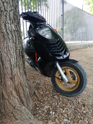 Buenas vendo Aprilia sonic