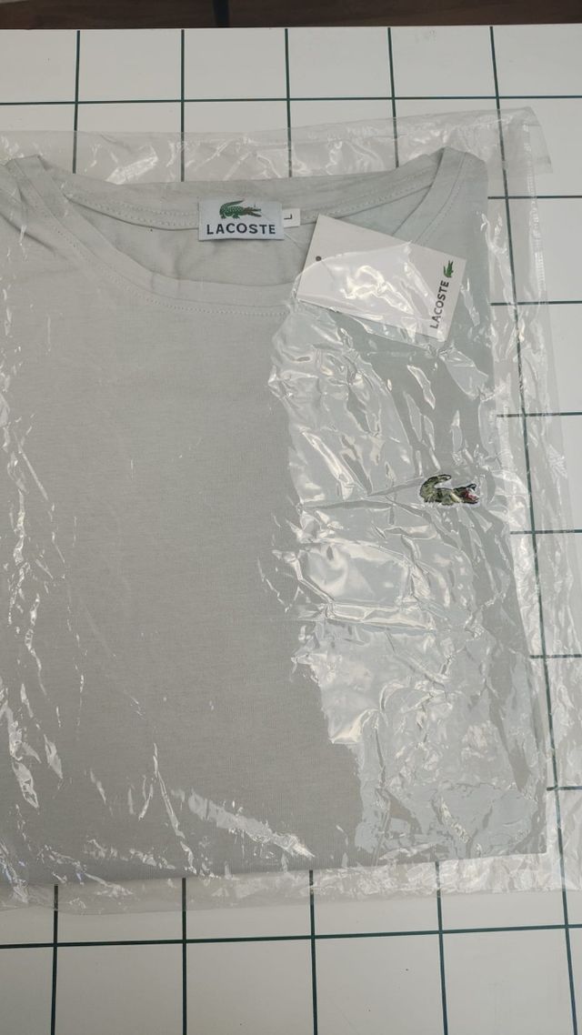 Camisetas unisex bordadas 