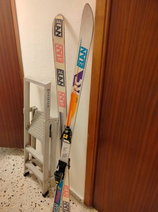 Esquís Elan: ¡Para la nieve!