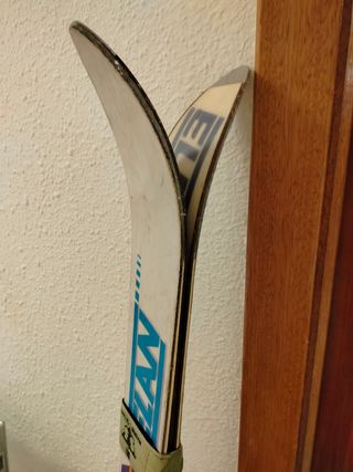 Esquís Elan: ¡Para la nieve!