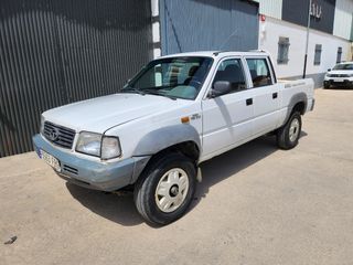 Tata Xenon 2007