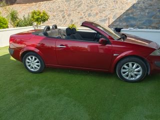 Renault Megane coupé 1600cc, año  2008