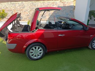 Renault Megane coupé 1600cc, año  2008