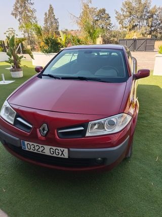 Renault Megane coupé 1600cc, año  2008