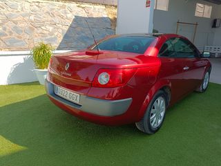 Renault Megane coupé 1600cc, año  2008