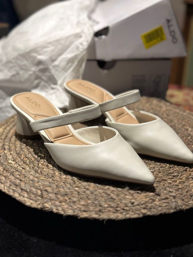 Tacones Aldo Kinski blancos