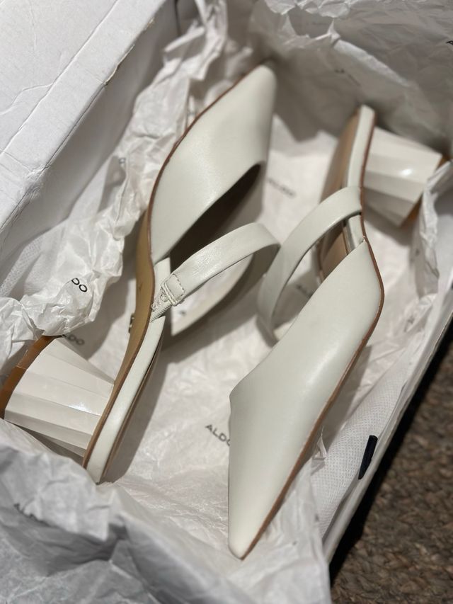 Tacones Aldo Kinski blancos