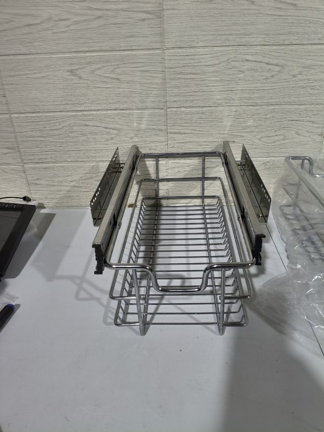 Cesta  deslizante metálica para cocina  escurridor