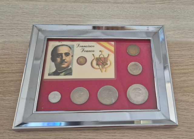 Monedas franquistas en marco