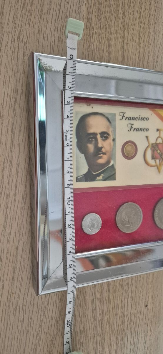 Monedas franquistas en marco