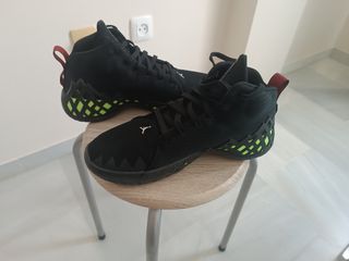 Zapatillas Jordan negras