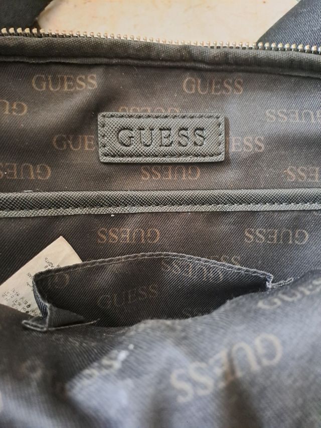 Tracolla Guess nera