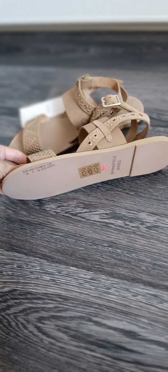 Sandalias Springfield beige