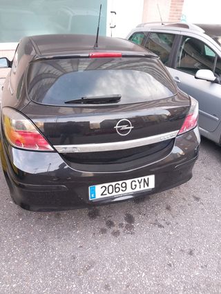 Opel Astra 2010 111 years