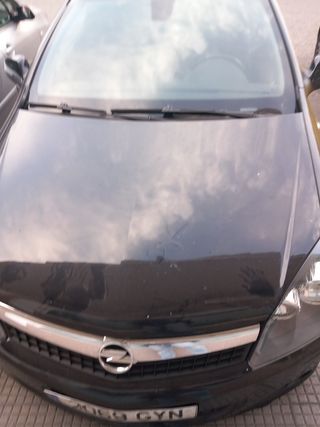 Opel Astra 2010 111 years