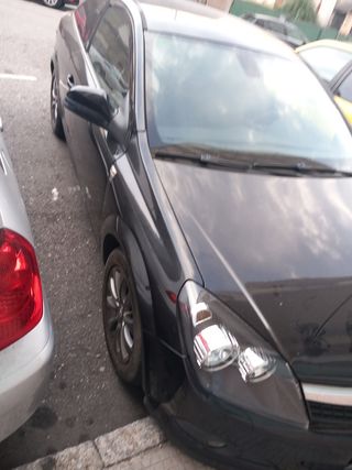 Opel Astra 2010 111 years