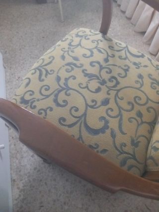 Poltrone imbottite retrò (coppia)