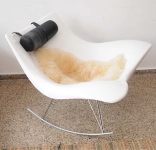 Butaca balancin diseño Thomas Pedersen Dinamarca