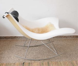 Butaca balancin diseño Thomas Pedersen Dinamarca