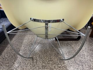 Butaca balancin diseño Thomas Pedersen Dinamarca