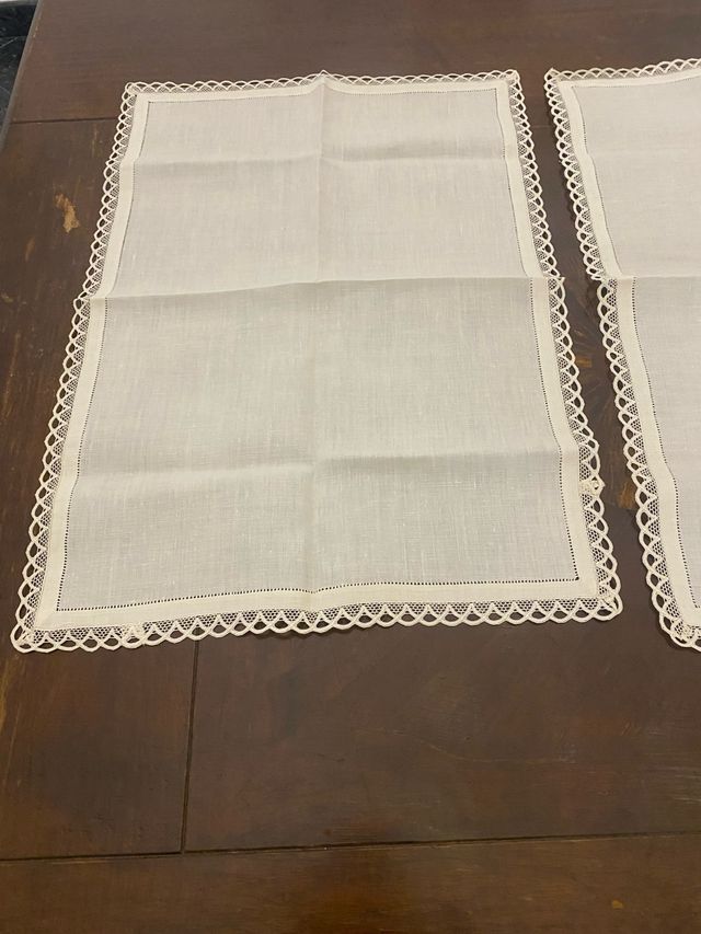 2 Tovagliette All'Uncinetto in Lino