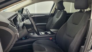 Ford MONDEO SEDAN MONDEO SEDAN TITANIUM HEV2.0