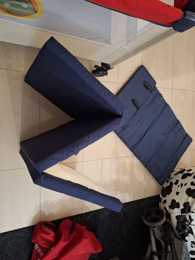 Cuna de viaje + colchones