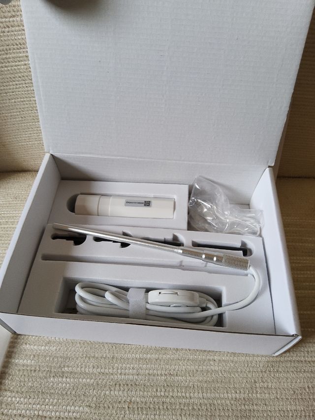 Cámara endoscopia para investigar averias