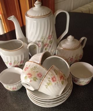 Juego café porcelana años 80