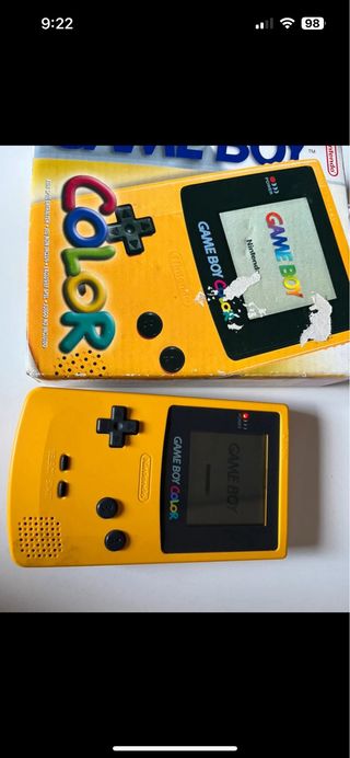 Game Boy Color Amarillo