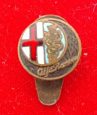 Spilla Alfa Romeo vintage