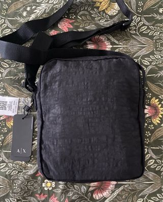 Bandolera Armani Exchange negra